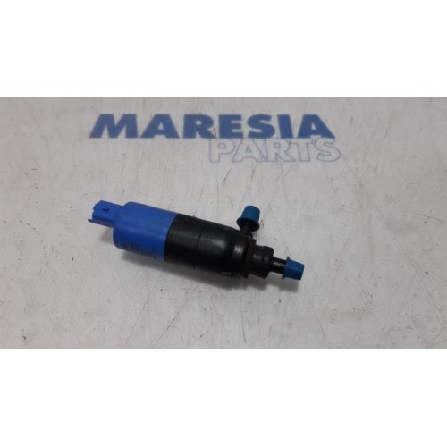 Peugeot - 3008 - Front windscreen washer jet
