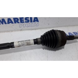 Citroen - C3 - Aandrijfas links-voor