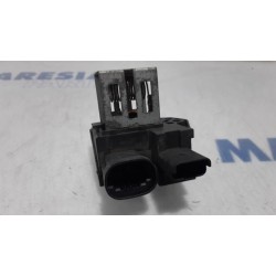 Peugeot - 207 - Cooling fan resistor