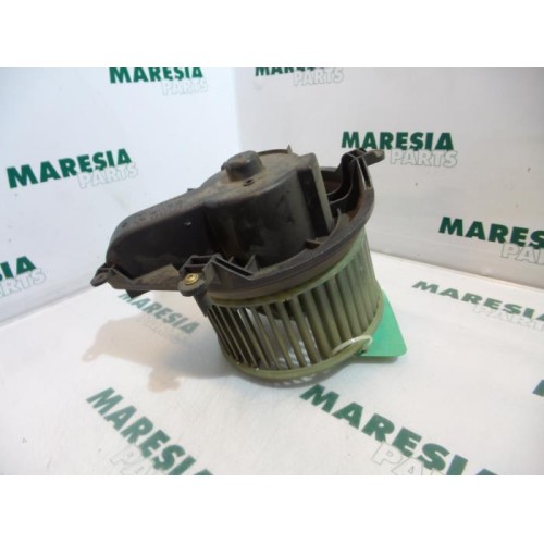 Renault - Laguna - Heating and ventilation fan motor