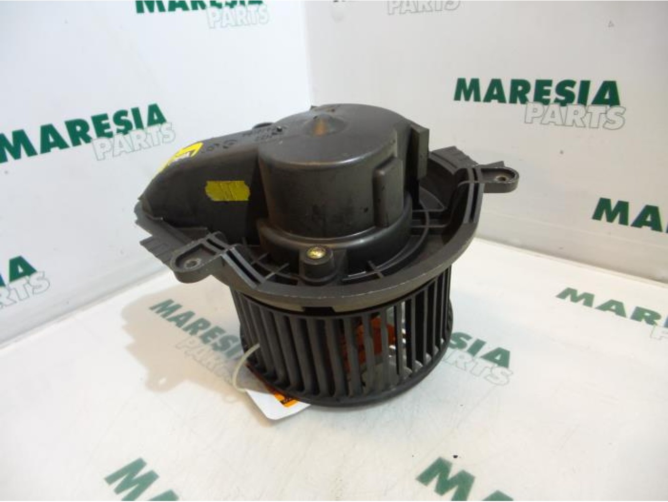 Renault - Laguna - Heating and ventilation fan motor