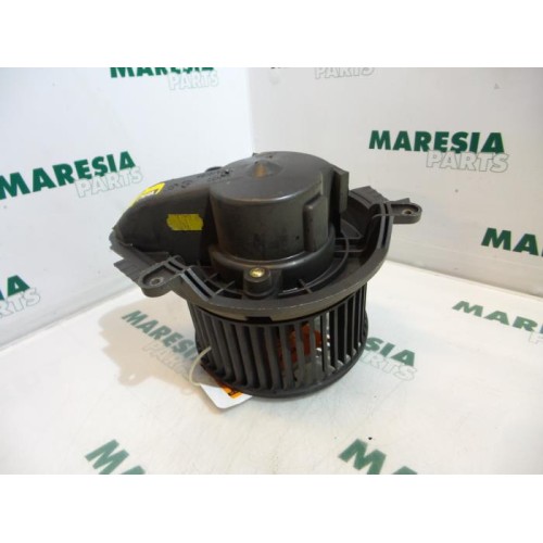 Renault - Laguna - Heating and ventilation fan motor