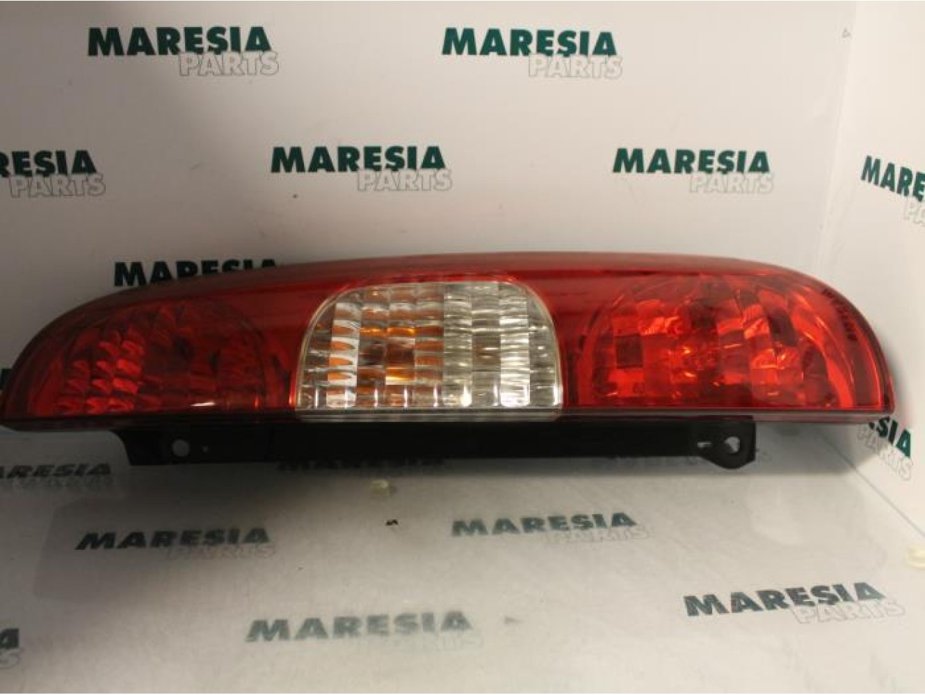 Fiat - Doblo - Taillight, right