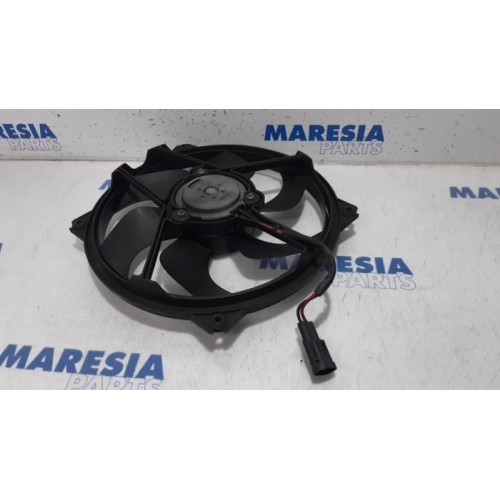 Peugeot - 307 - Fan motor