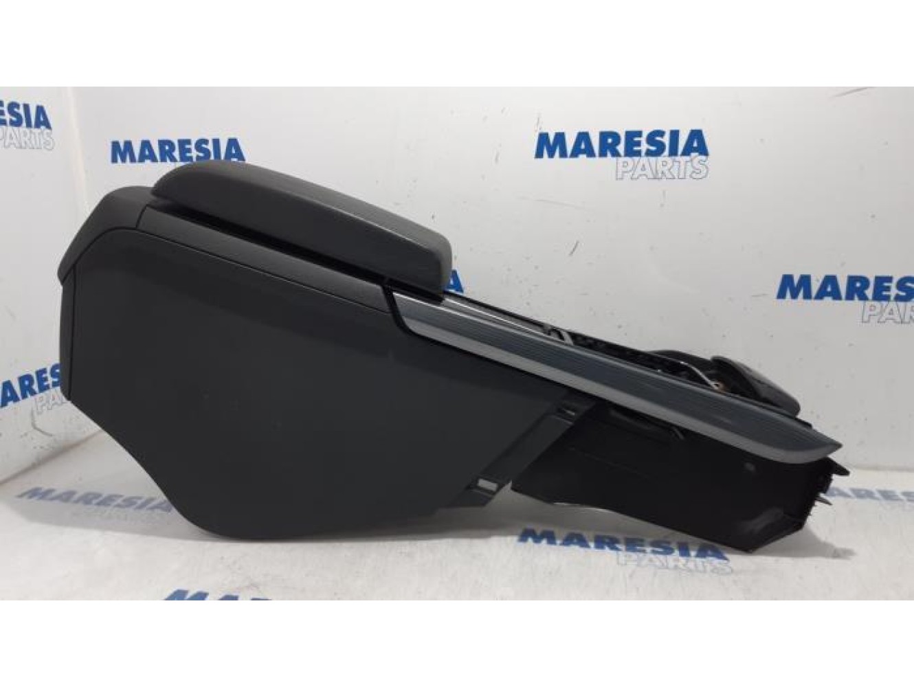 Peugeot - 508 - Middle console