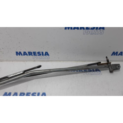 Peugeot - 307 - Wiper mechanism