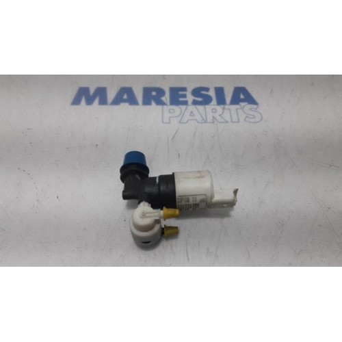 Peugeot - 307 - Front windscreen washer jet