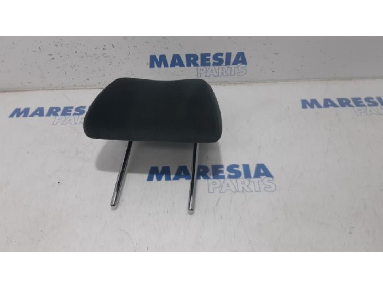Peugeot - 307 - Headrest