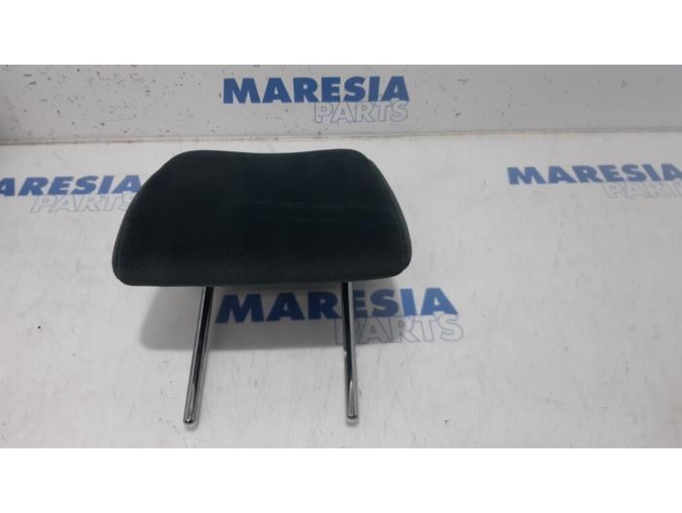 Peugeot - 307 - Headrest