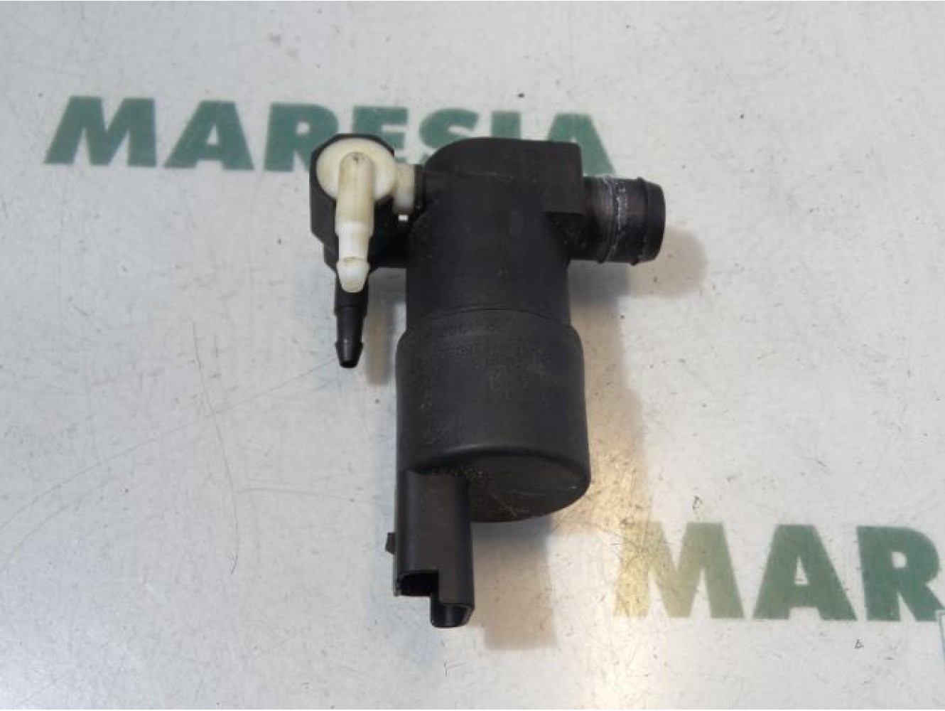 Peugeot - 207 - Scheibensprüherpumpe vorne