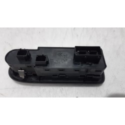 Peugeot - 508 - Multi-functional window switch