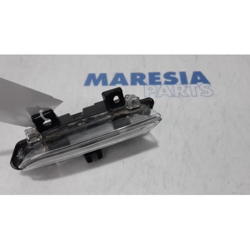 Renault - Captur - Daytime running light, right