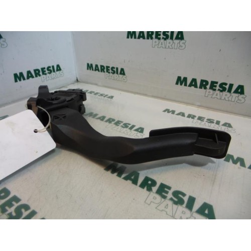 Peugeot - 207 - Gaspedalposition Sensor