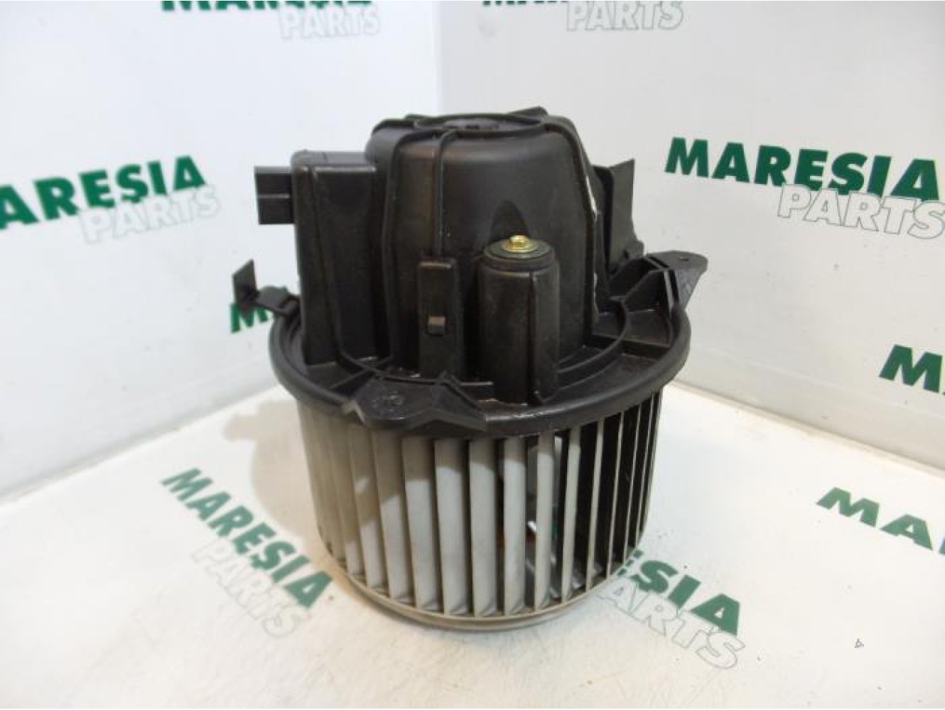Fiat - Stilo - Heating and ventilation fan motor