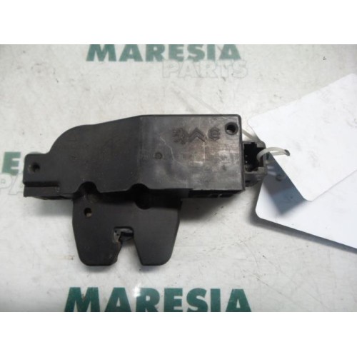 Citroen - C3 - Tailgate lock mechanism