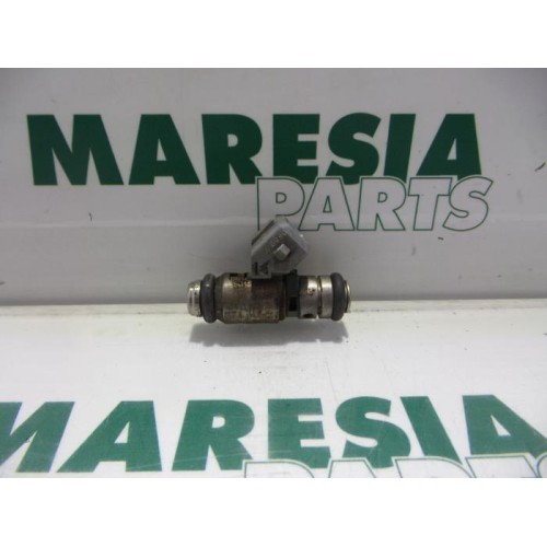 Renault - Megane Scenic - Injector (petrol injection)