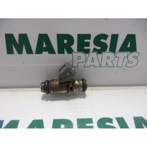 Renault - Laguna - Injector (benzine injectie)