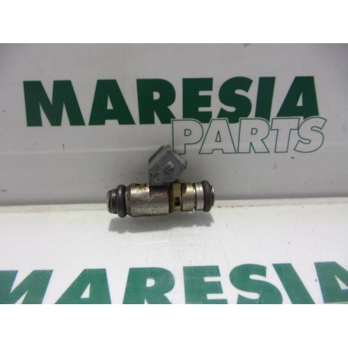 Renault - Laguna - Injector (benzine injectie)