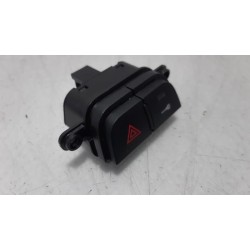 Alfa Romeo - Mito - Panic lighting switch