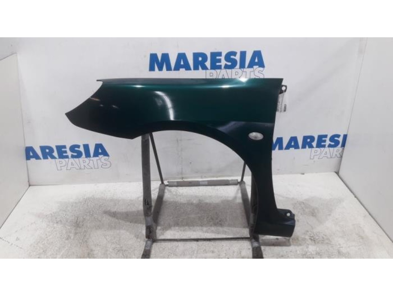 Peugeot - 307 - Front wing, left