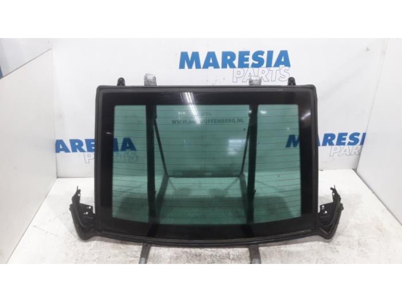 Peugeot - 307 - Rear window