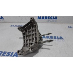 Fiat - Doblo - Engine mount