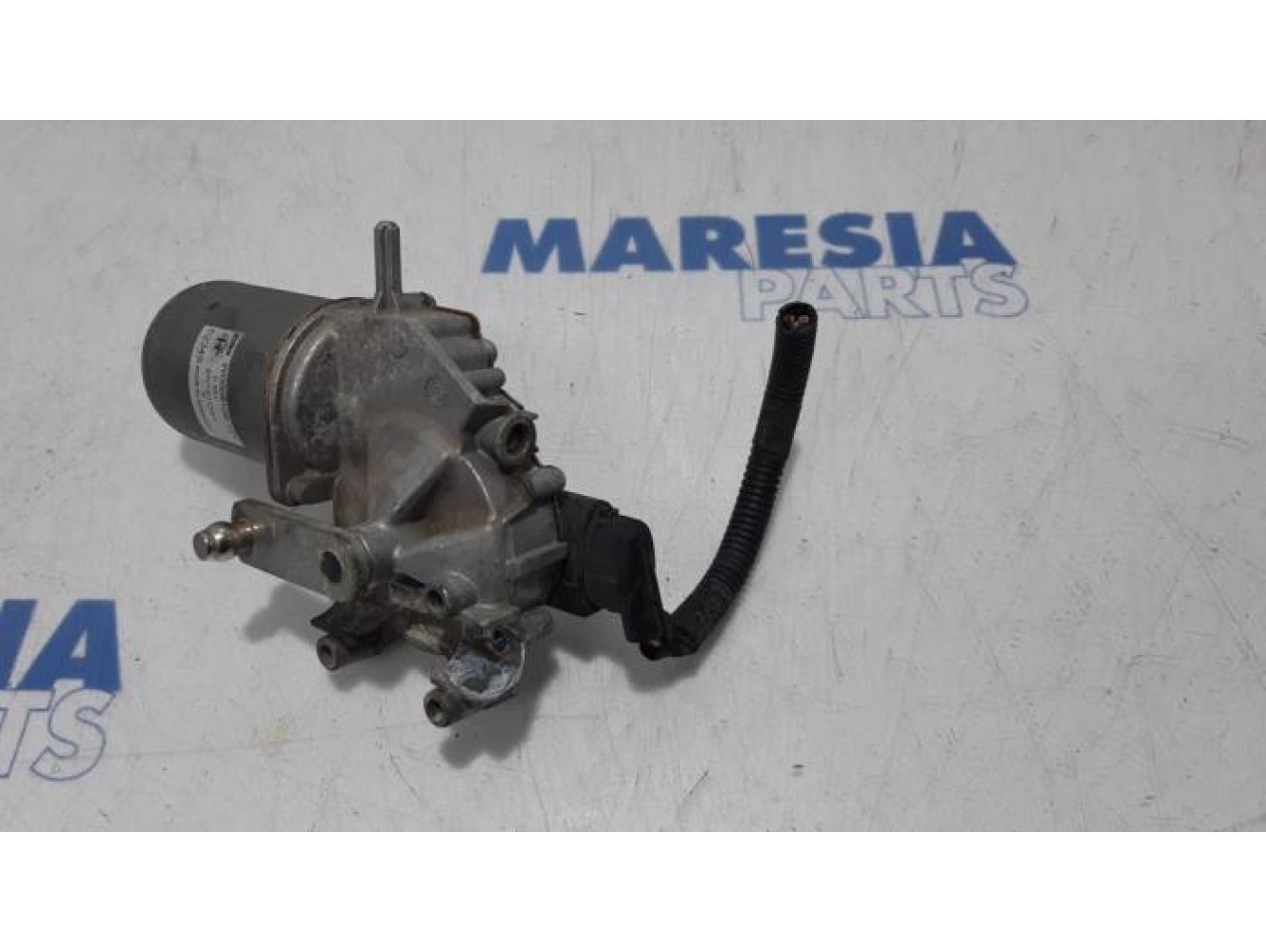 Alfa Romeo - Mito - Front wiper motor