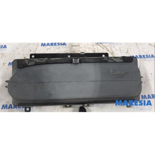 Renault - Megane - Airbag rechts (Dashboard)