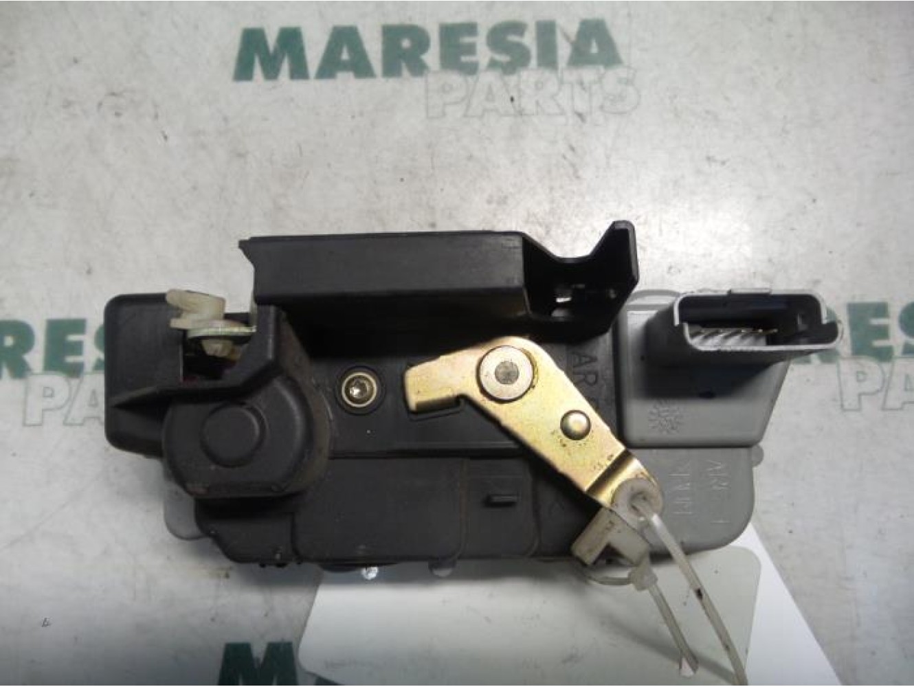 Citroen - C5 - Rear door lock mechanism 4-door, left