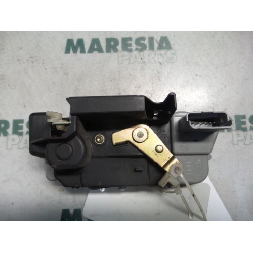 Citroen - C5 - Rear door lock mechanism 4-door, left