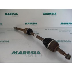 Renault - Megane - Front drive shaft, right