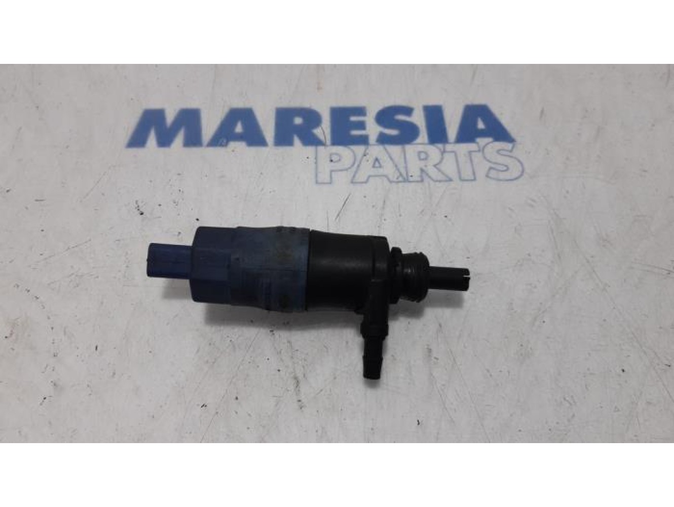 Peugeot - 307 - Windscreen washer pump
