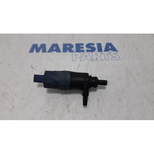 Peugeot - 307 - Windscreen washer pump