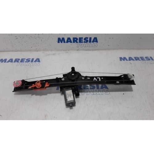 Fiat - Punto - Window mechanism 4-door, front left