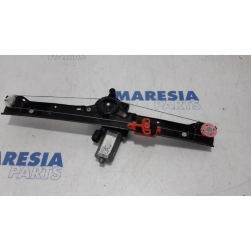 Fiat - Punto - Window mechanism 4-door, front right