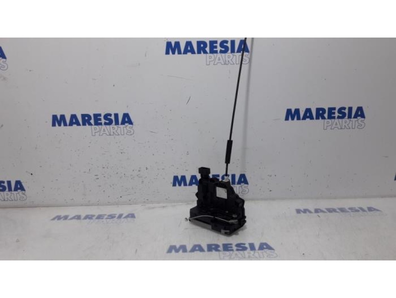 Fiat - Punto - Rear door mechanism 4-door, right