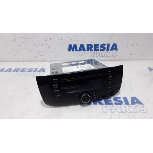 Fiat - Punto - Radio CD player