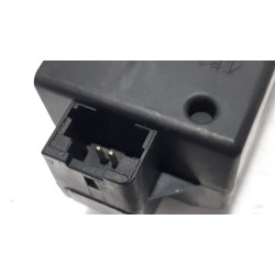 Peugeot - 307 - Tailgate lock mechanism