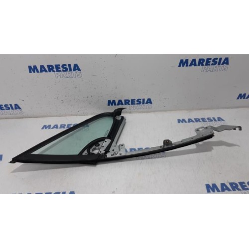 Peugeot - 307 - Quarter light, front left
