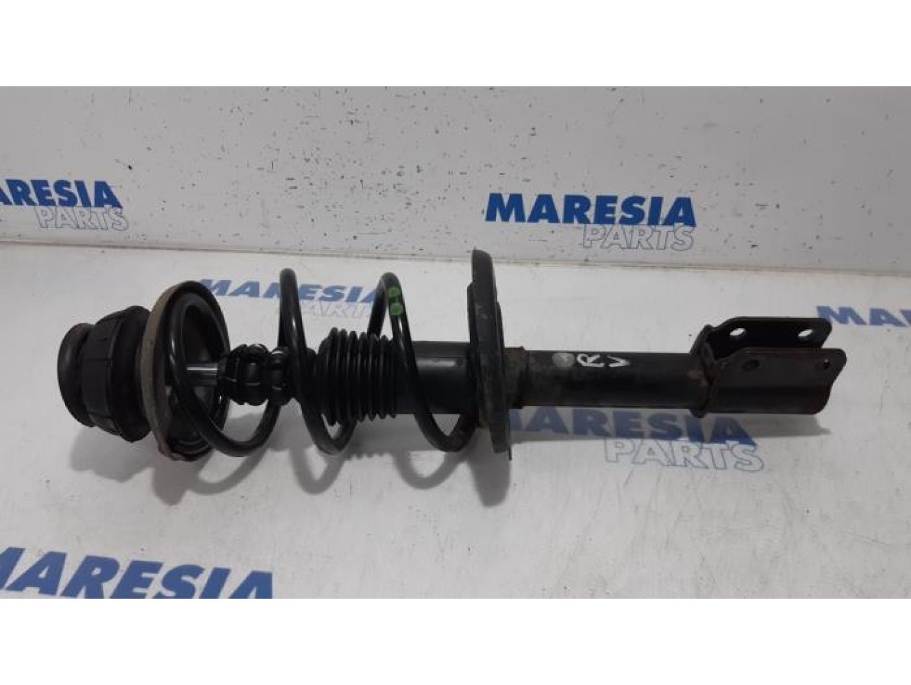 Dacia - Logan - Front shock absorber rod, right