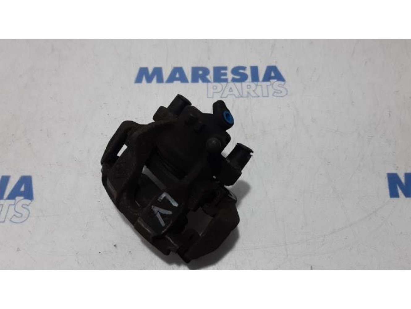 Dacia - Logan - Front brake calliper, left
