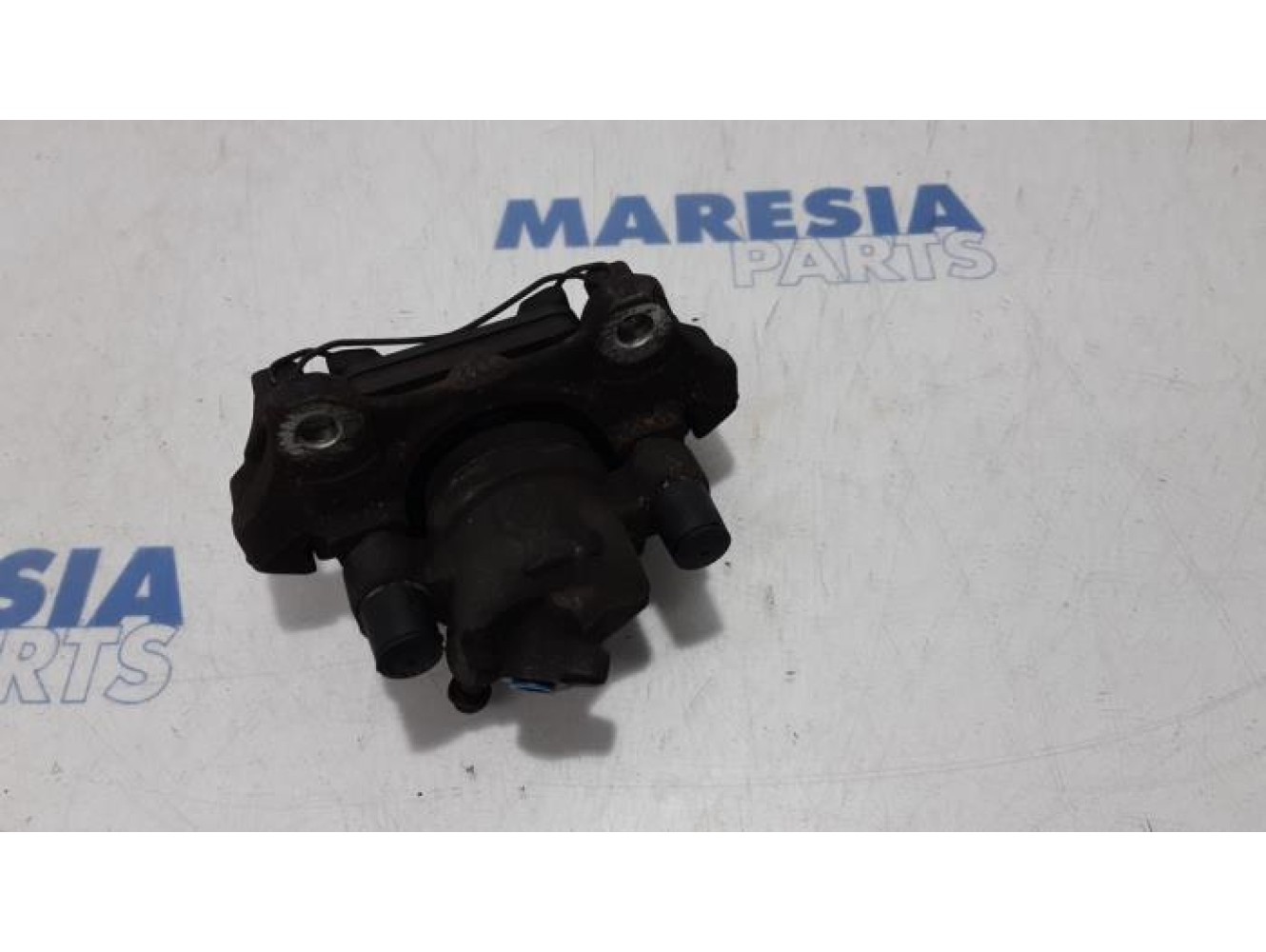 Dacia - Logan - Front brake calliper, right