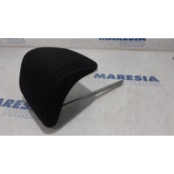 Fiat - Punto - Headrest