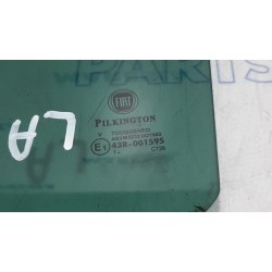 Fiat - Punto - Türscheibe 4-türig links hinten