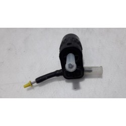 Fiat - Punto - Scheibensprüherpumpe vorne