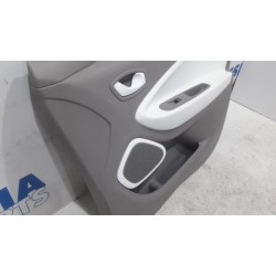 Renault - ZOE - Front door trim 4-door, right