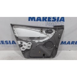 Renault - ZOE - Front door trim 4-door, right