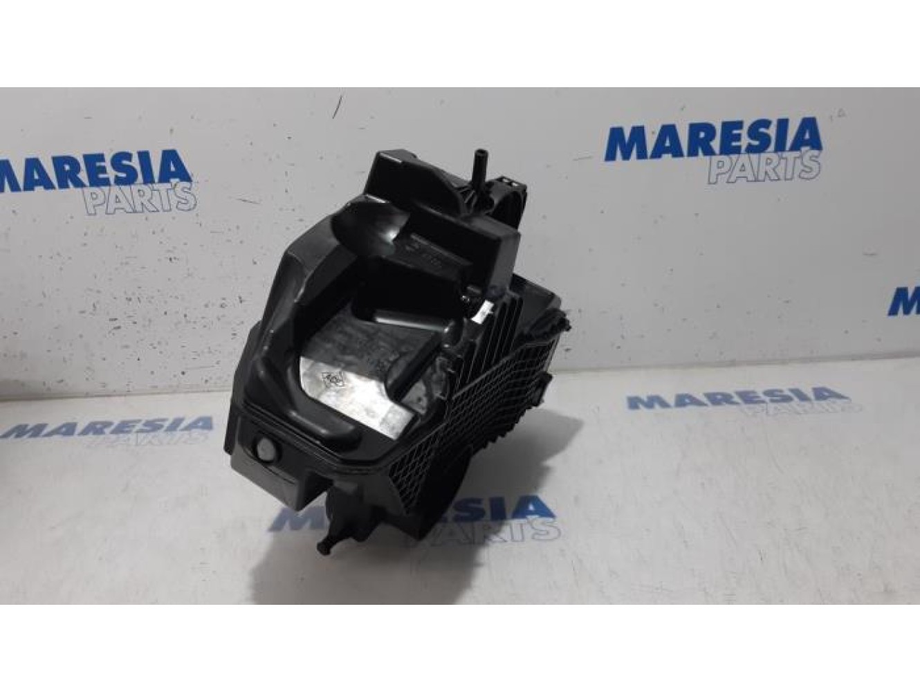 Dacia - Logan - Air box