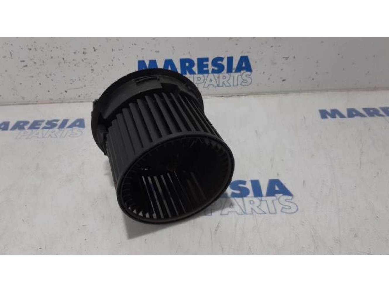 Dacia - Logan - Heating and ventilation fan motor