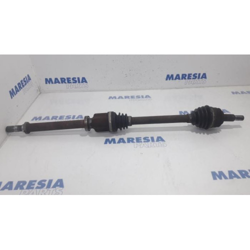 Renault - Kangoo - Front drive shaft, right